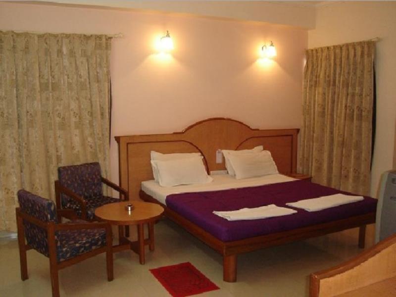 Hotel Woodland Kolhapur Eksteriør bilde